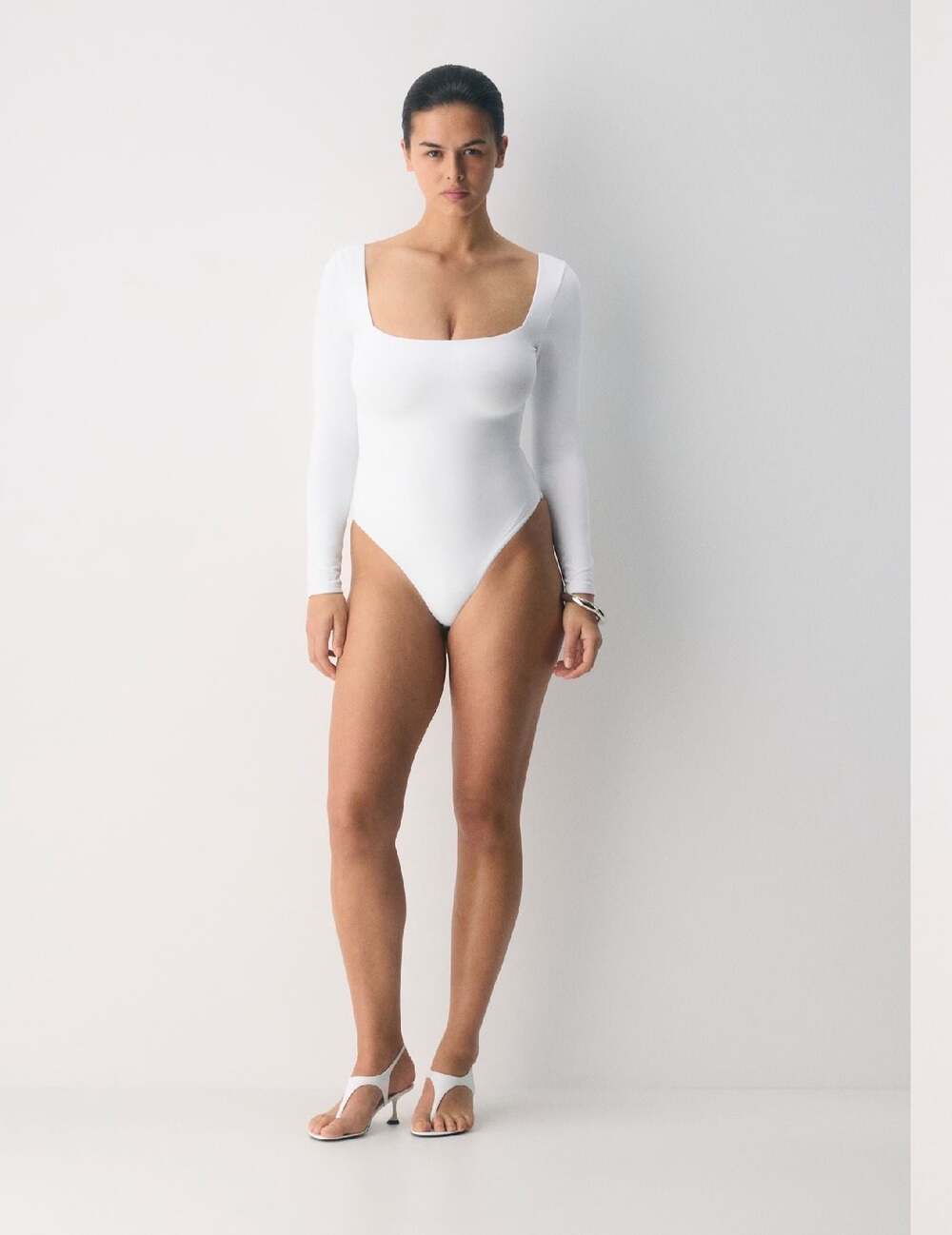 Babaton Contour Squareneck Long Sleeve Bodysuit - Picture 2 of 8